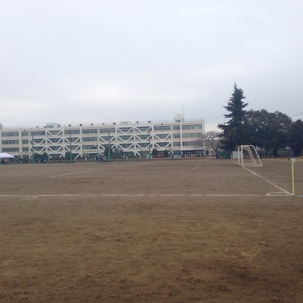 あきる野市民運動広場 2 Dicas