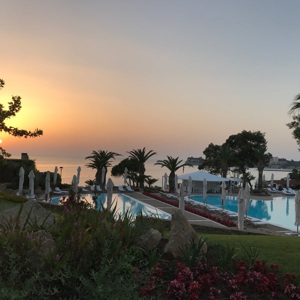 Пляж Черногории sani Beach