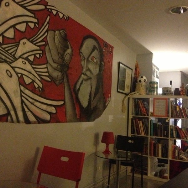 รูปภาพถ่ายที่ Alberguinn Barcelona Hostel โดย Lesya เมื่อ 7/3/2013