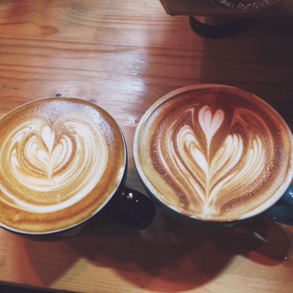 9/10/2015에 Suriya D.님이 Hacking Coffee에서 찍은 사진