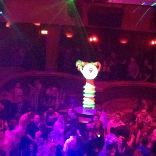 Foto scattata a Lava Nightclub at Turning Stone Resort Casino da Joe S. il 10/14/2012