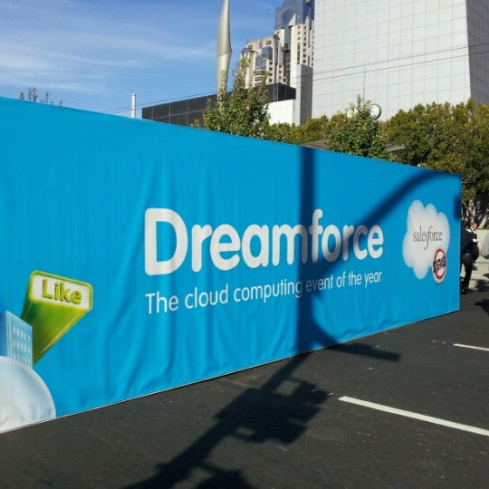 Photo taken at Dreamforce 2012 by Azat M. on 9/21/2012