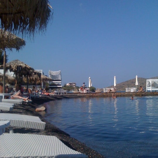 รูปภาพถ่ายที่ Icaros Beach Bar โดย Lydiaki  I. เมื่อ 12/1/2012