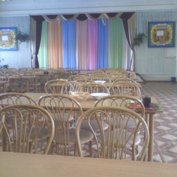 Вязьма улица 25 октября. Райпо вязьма столовая. Кафе тайфун вязьма. Вязьма столовая. Вязьма столовая.