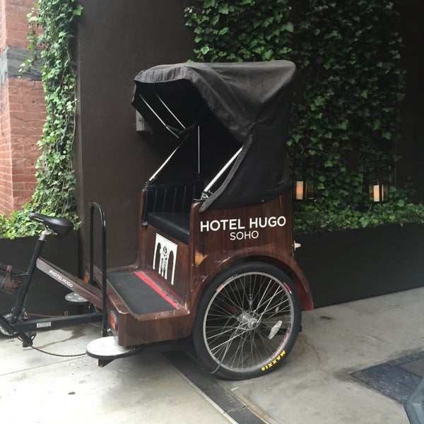 Foto tirada no(a) Hotel Hugo por Jenn em 5/5/2016