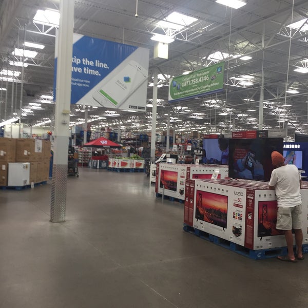 Photos at Sam's Club Kenosha, WI