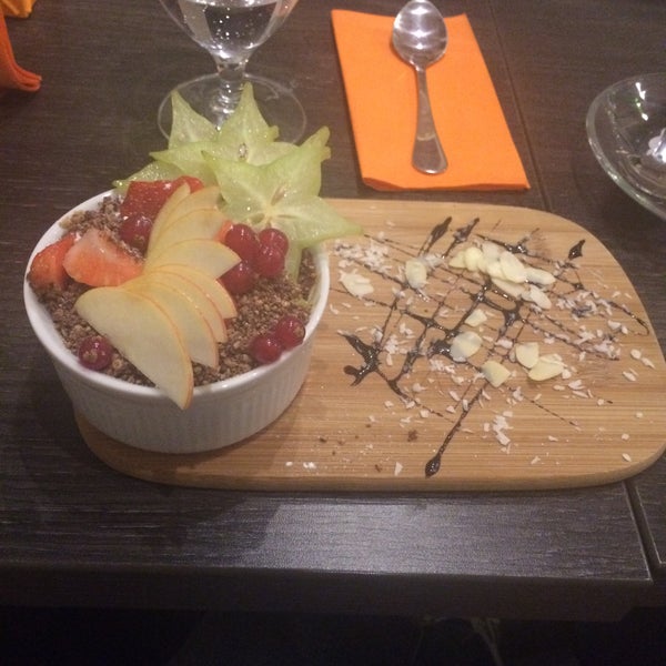 Awesome food, try superfood salad, huge and delicious! Quinoa baked in bell pepper is also great, and look at this tiramisu... Will come back to try the rest of the food!