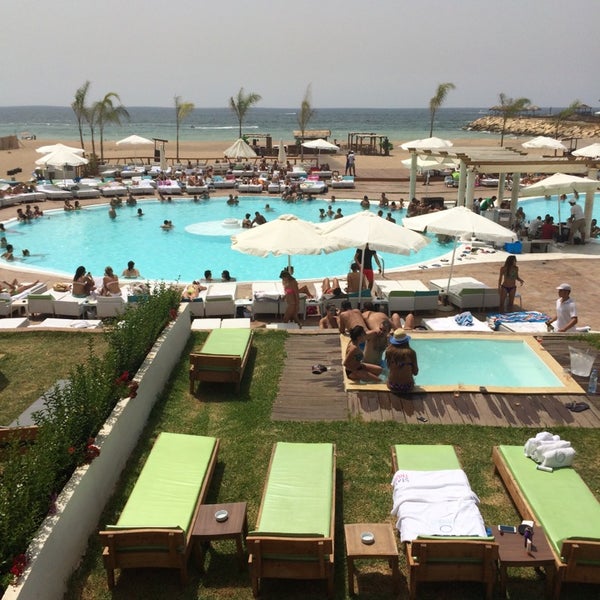 Foto tirada no(a) Praia Beach Resort por Rodrigue em 7/12/2014