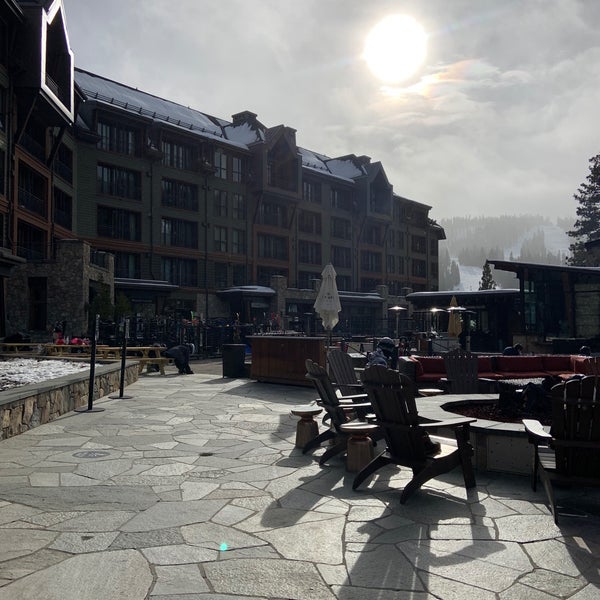 Foto scattata a The Ritz-Carlton, Lake Tahoe da Edgar A. il 1/2/2021