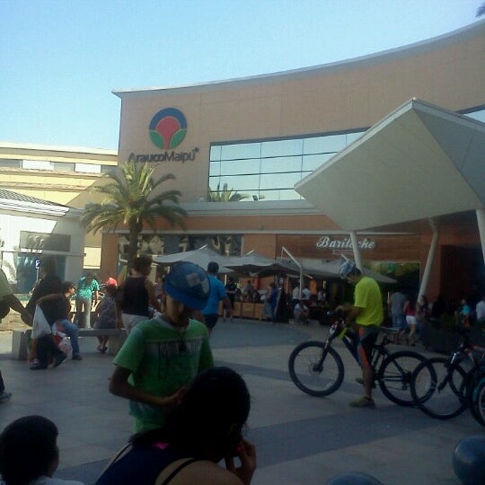 Das Foto wurde bei Mall Arauco Maipú von Sebastian G. am 12/23/2012 aufgenommen