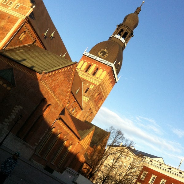 Das Foto wurde bei Rīgas Doms | Riga Cathedral von Любовь Г. am 4/19/2013 aufgenommen