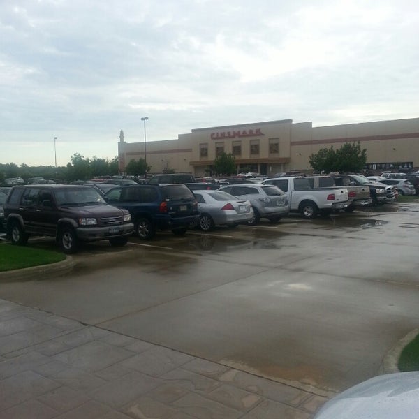 Cinemark 14 Movie Theater in Denton