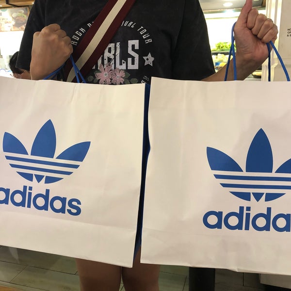 Adidas originals pacific plaza best sale