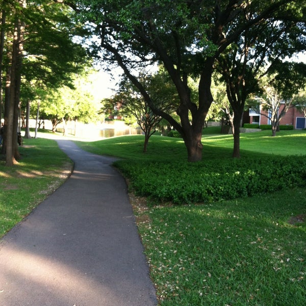 Brookhaven Community College Walking And Running Trail - Dallas, Texas, USA