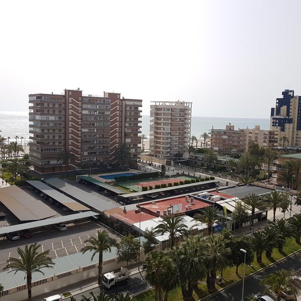 4/22/2018 tarihinde Roxyziyaretçi tarafından Hotel Castilla'de çekilen fotoğraf