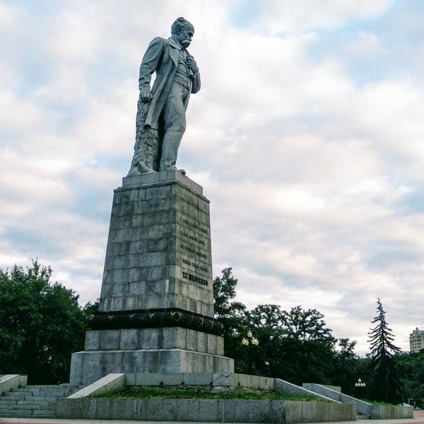 Памятник шевченко в санкт петербурге
