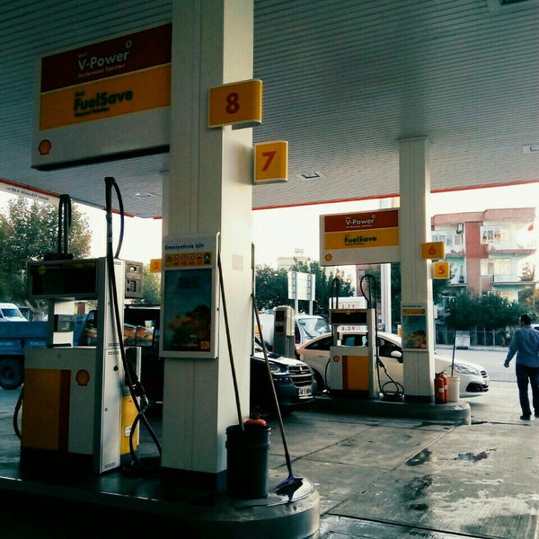 Photo taken at Shell by M.Ali 4. on 11/4/2015