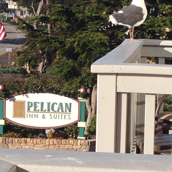 Снимок сделан в Pelican Inn пользователем D 12/27/2013