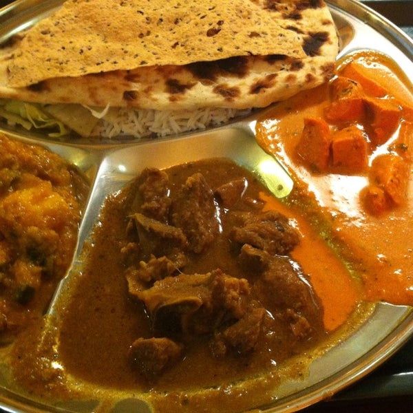 11/2/2013 tarihinde JEN N.ziyaretçi tarafından Thali Cuisine Indienne'de çekilen fotoğraf