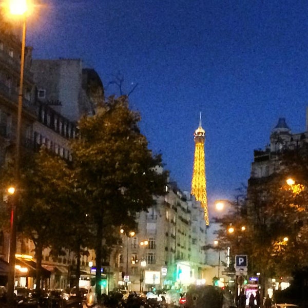 9/28/2015 tarihinde Joel G.ziyaretçi tarafından La Gare'de çekilen fotoğraf