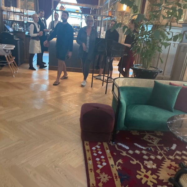 Foto diambil di Matild Palace, A Luxury Collection Hotel, Budapest oleh Gary B. pada 7/7/2022