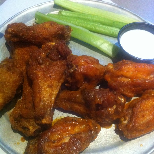 Pluckers Wing Bar Wings Joint in Round Rock