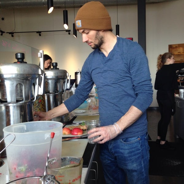 Photo taken at Glassbox Coffee &amp; Juice by Jessica S. on 5/3/2014