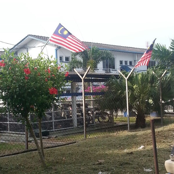 Photos At Balai Polis Sungai Besar 129 Visitors