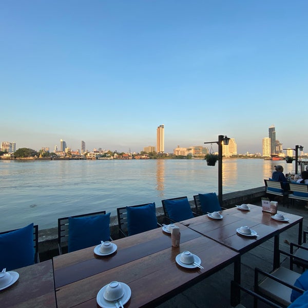 The wave restaurant best sale