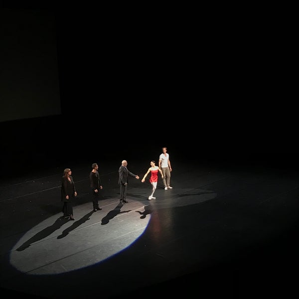 9/17/2020 tarihinde Liekeziyaretçi tarafından Nationale Opera &amp; Ballet'de çekilen fotoğraf