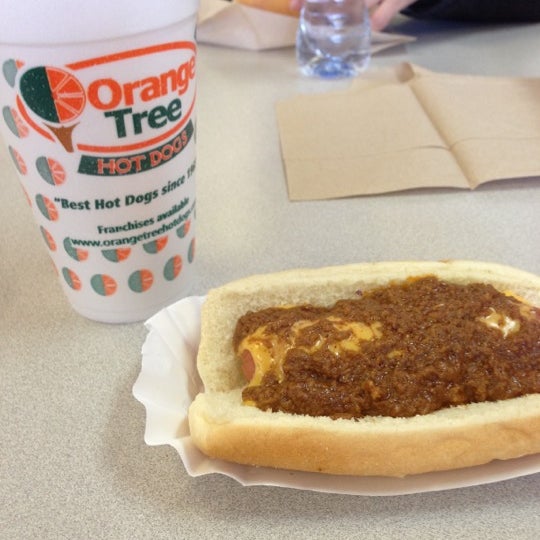 orange tree hot dogs (Artık Kapalı) Jacksonville'de Hot Dog Dükkanı