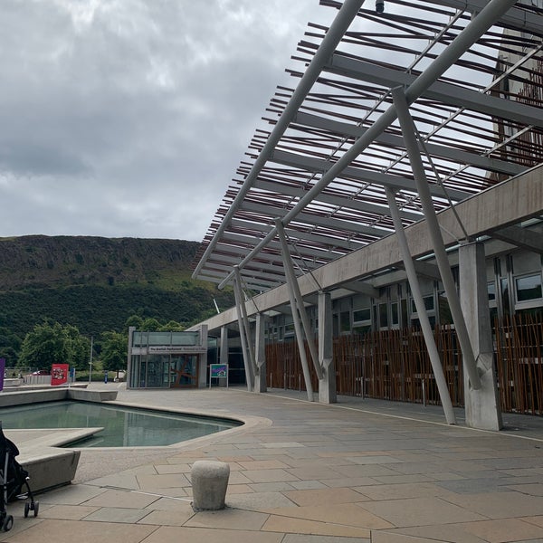 Foto tomada en Scottish Parliament  por Abhishek T. el 8/1/2021