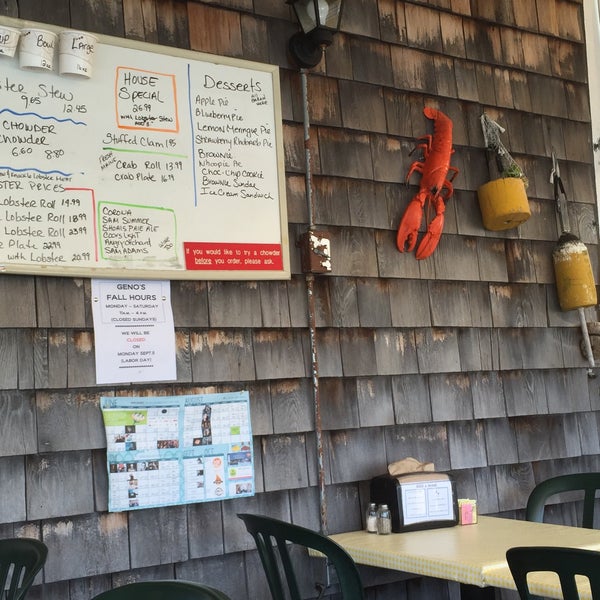 Photo taken at Geno&#39;s Chowder and Sandwich Shop by Don R. on 9/3/2016
