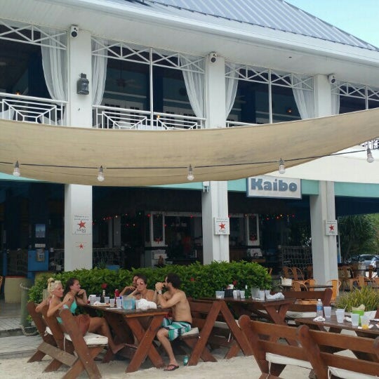 Foto scattata a Kaibo restaurant . beach bar . marina da Godwin S. il 7/9/2016