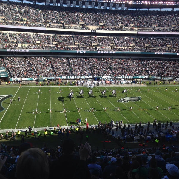Photo taken at Lincoln Financial Field by George W. on 11/15/2015
