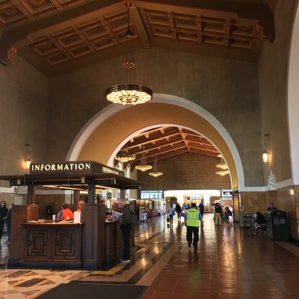 10/31/2018 tarihinde Kohei M.ziyaretçi tarafından Union Station'de çekilen fotoğraf