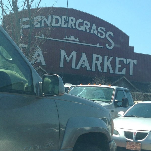 Foto tirada no(a) Pendergrass Flea Market por Diego A. em 4/6/2013