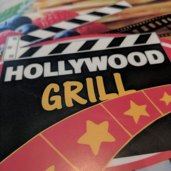 Photo prise au Hollywood Grill par Mike P. le2/4/2018