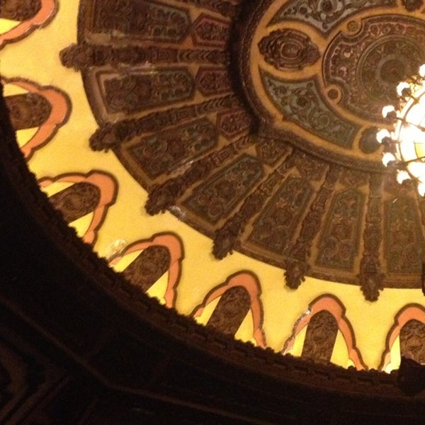 Foto tomada en St. George Theatre  por Angela C. el 4/7/2013