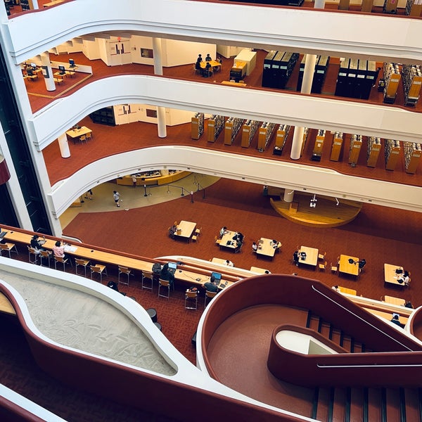 Photo taken at Toronto Public Library - Toronto Reference Library by Craig L. on 7/8/2022