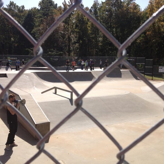 Grayson SkatePark Wendover Sedgewood 1 tip