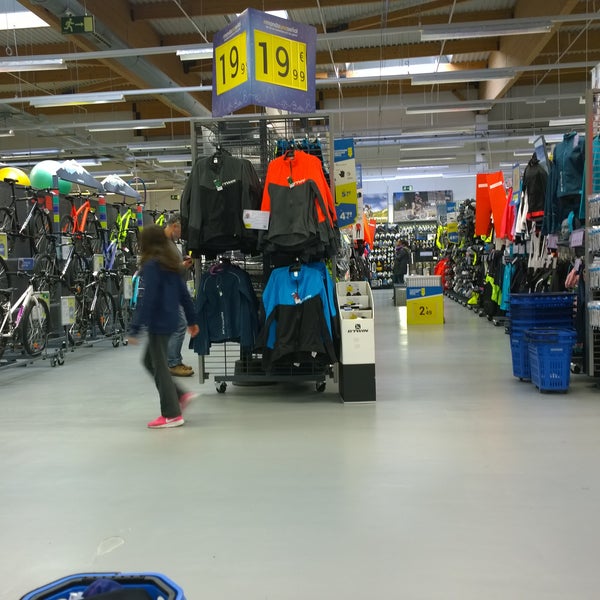 Decathlon Tarragona Carrer 3, 4, Polígono Comercial Las Gavarras