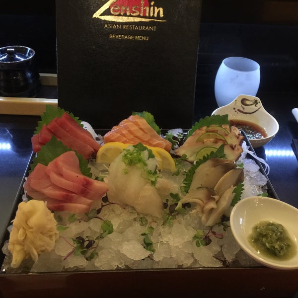 Photo taken at Zenshin Asian Restaurant by barbee on 9/18/2015