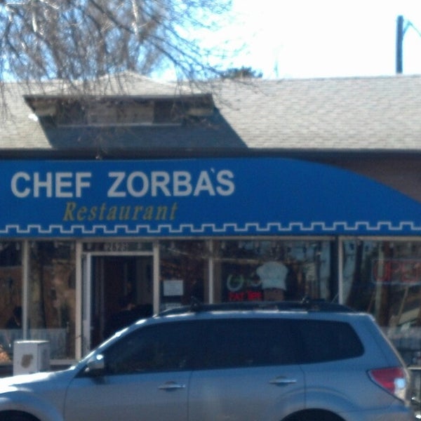 รูปภาพถ่ายที่ Chef Zorba&#39;s Greek Restaurant โดย Shannon M. เมื่อ 3/31/2013