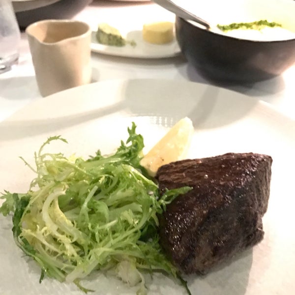 Foto tirada no(a) Aria Restaurant por namiko em 2/13/2017