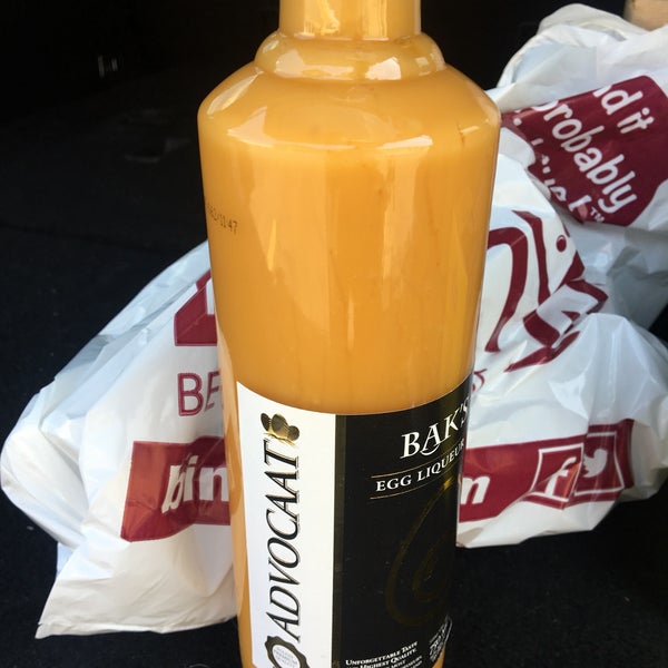 Binny's Beverage Depot Liquor Store in Willowbrook