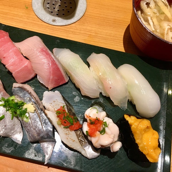 Photos At ひまわり寿司 Nishishinjuku 33 Tips