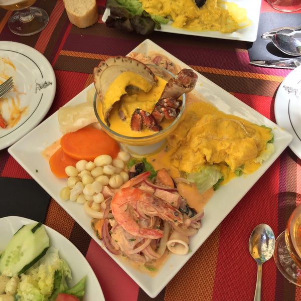 Photo taken at Restaurante Peruano Mis Tradiciones by Ricardo M. on 6/11/2017