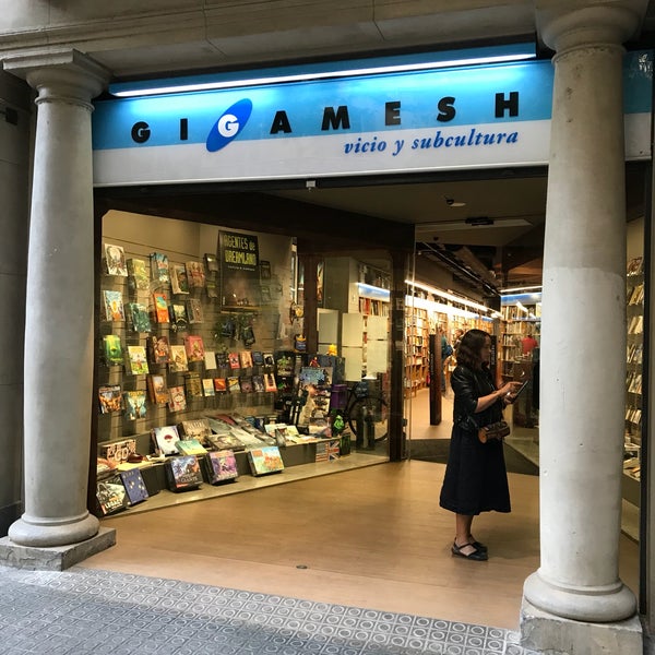 Photo prise au Librería Gigamesh par Ricardo M. le5/2/2018