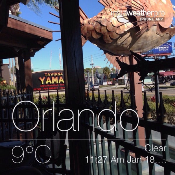 Foto tirada no(a) Taverna Yamas Orlando por Saeed em 1/18/2014